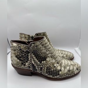 SAM EDELMAN Gray Leather Ankle Booties Size 5 Python